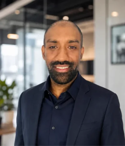 Portrait of Ardy Elansei, R&D Tax Manager at InnoFund